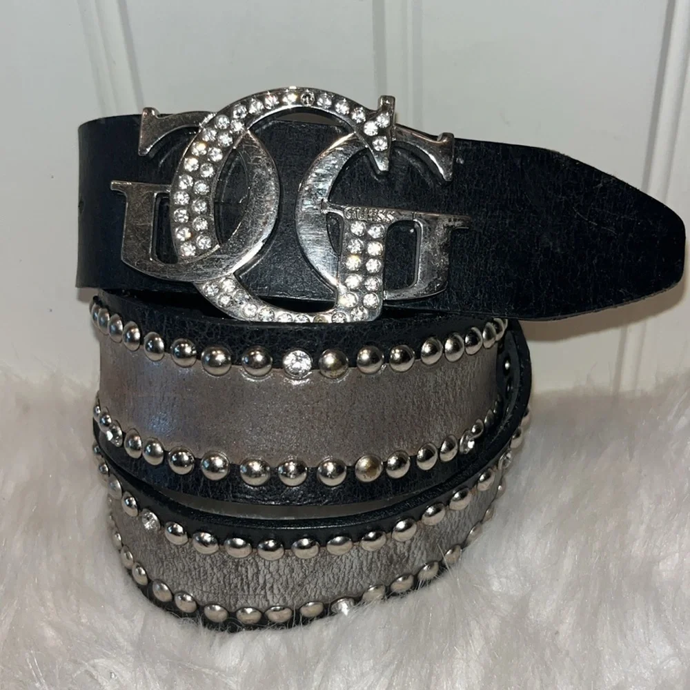 Statement embellished Vintage Guess leather studs bling rhinestone GGG buckle M